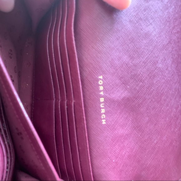 Tory Burch Robinson tiny purse on gold chain